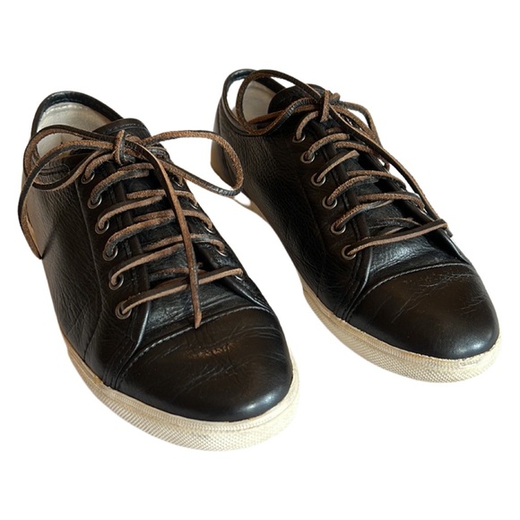 Low Lace Mindy Low Top Leather Sneaker Frye Mindy Sneakers Low Cut - Main Image